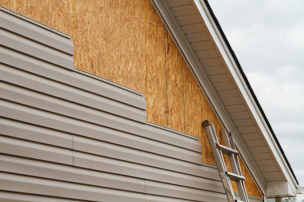 24/7 Emergency Storm Damage Siding Repair experts in Clarksburg, WV